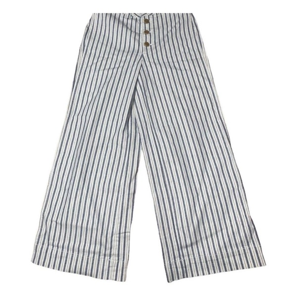 Emmett Wide-Leg Crop Pants in Stripe: Button-Front Edition - Picture 4 of 6